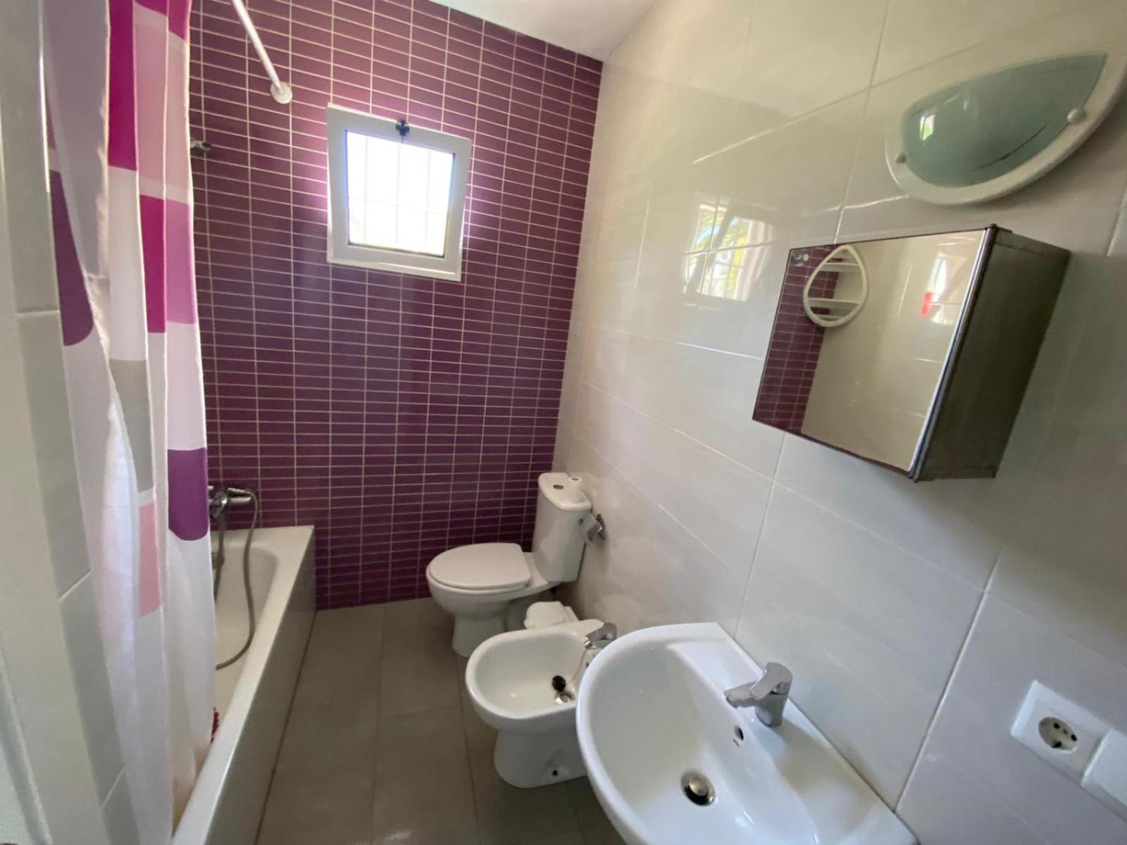 Apartment La Antilla-islantilla-planta Baja De Vivienda 7 Pax *